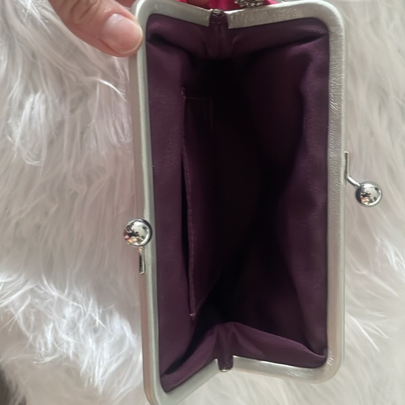 Coach wristlet - Picture 2 of 5